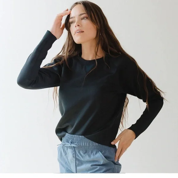 Albion Women’s Neo Scuba Sweatshirt in Black Size XS - Picture 2 of 10